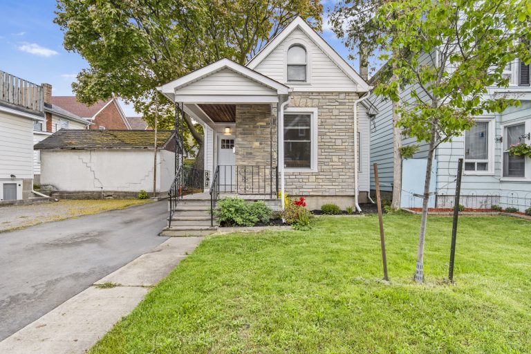 Front view of an early 1900s home in Kingston’s Williamsville neighbourhood