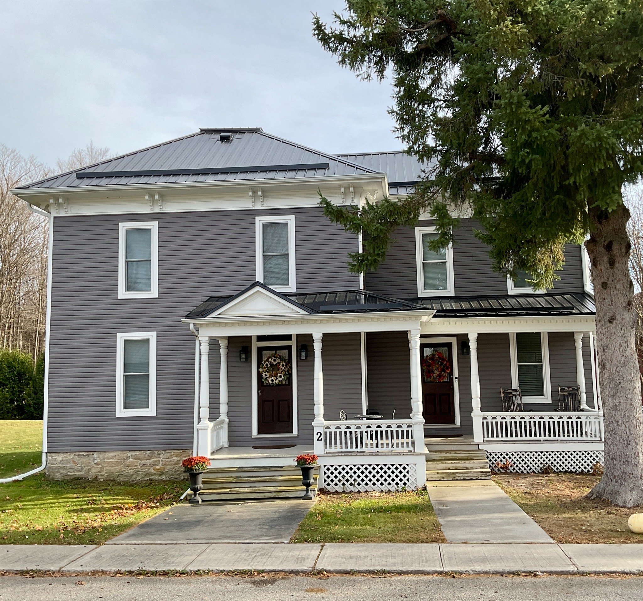 Moving to a small town near Kingston, historic home in Delta Ontario showing small-town living and larger residential properties. Bill Stevenson, REALTOR®, Century 21 Lanthorn Real Estate Ltd., Brokerage.