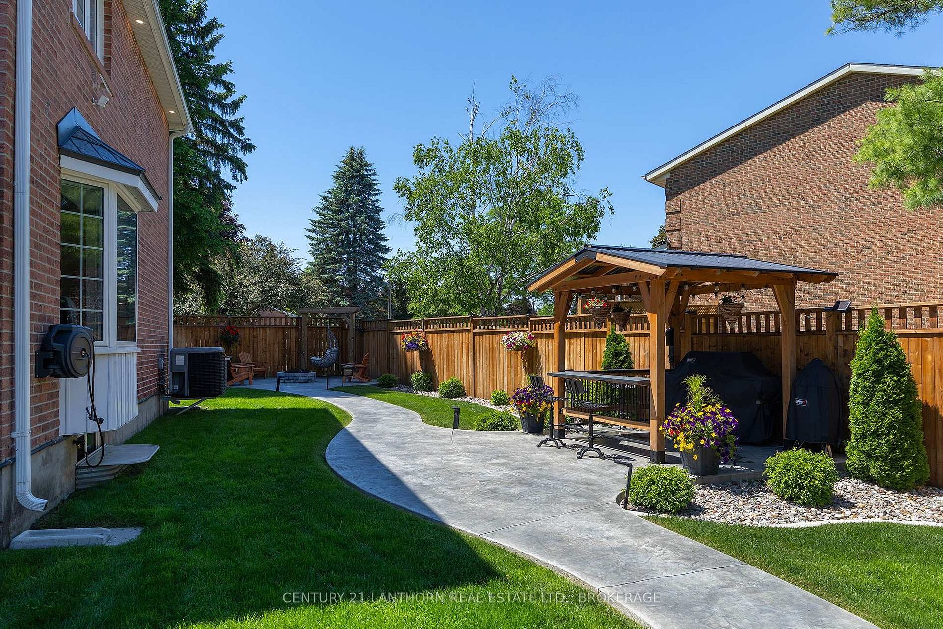 July 2026 Kingston real estate outdoor living space